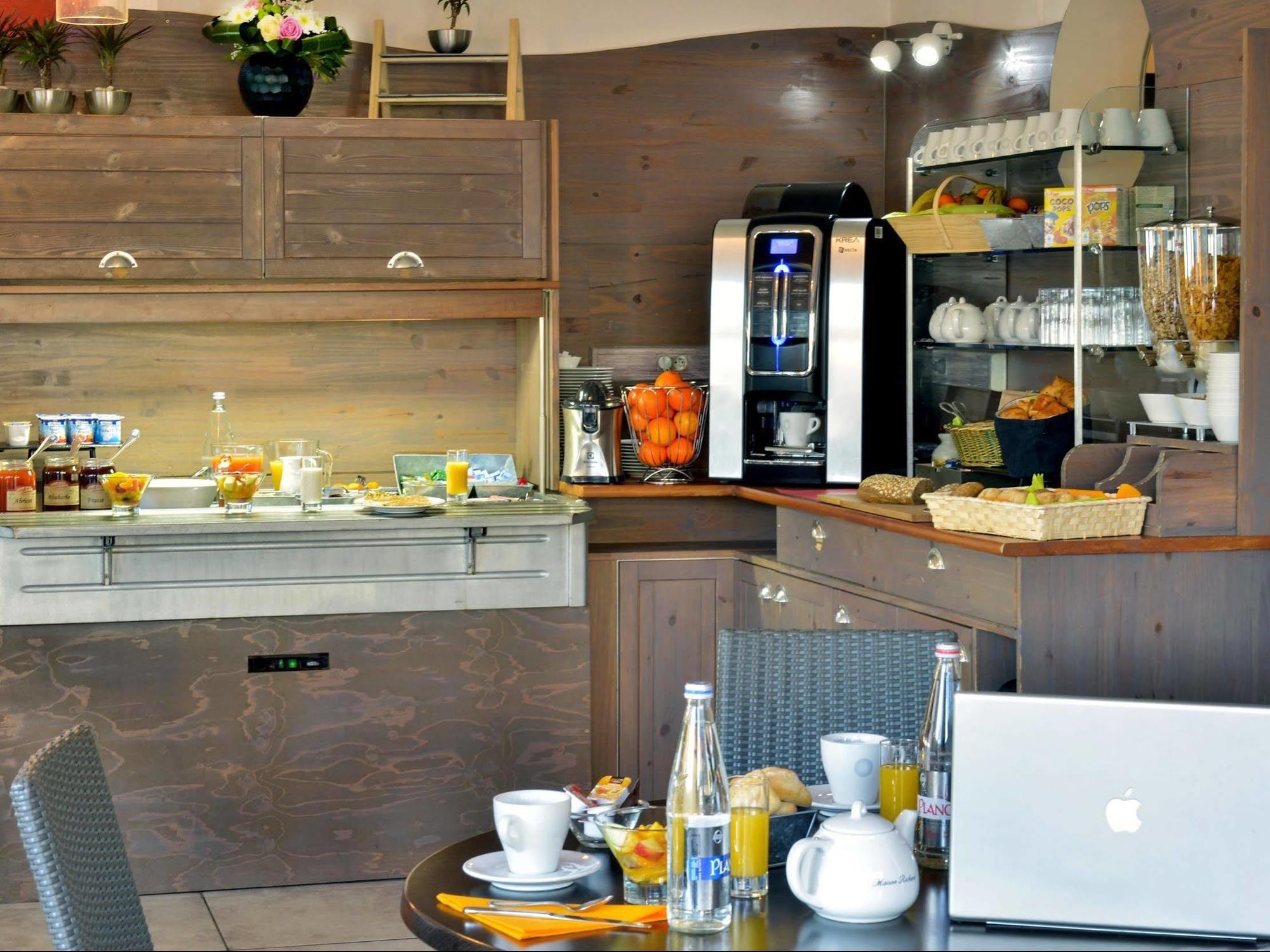 Logis Beaujoire 3* Nantes