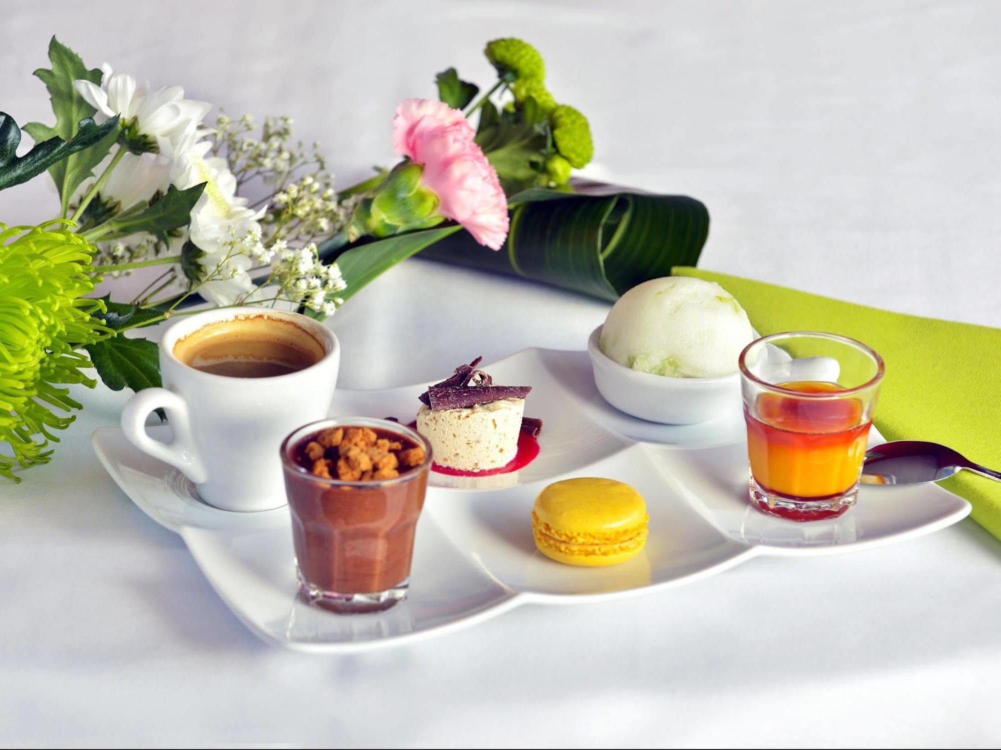 Hotel The Originals City, Le Beaujoire, 3*