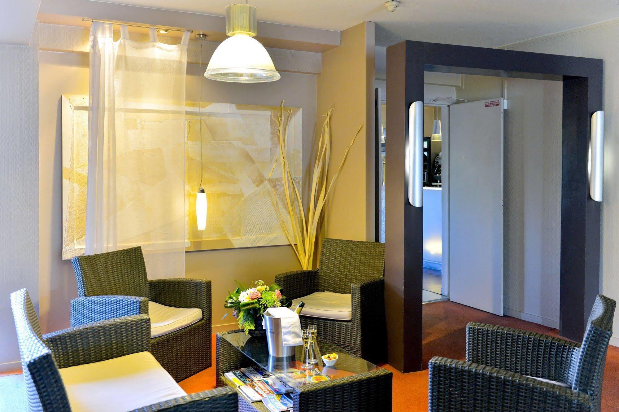 Hotel The Originals City, Le Beaujoire,